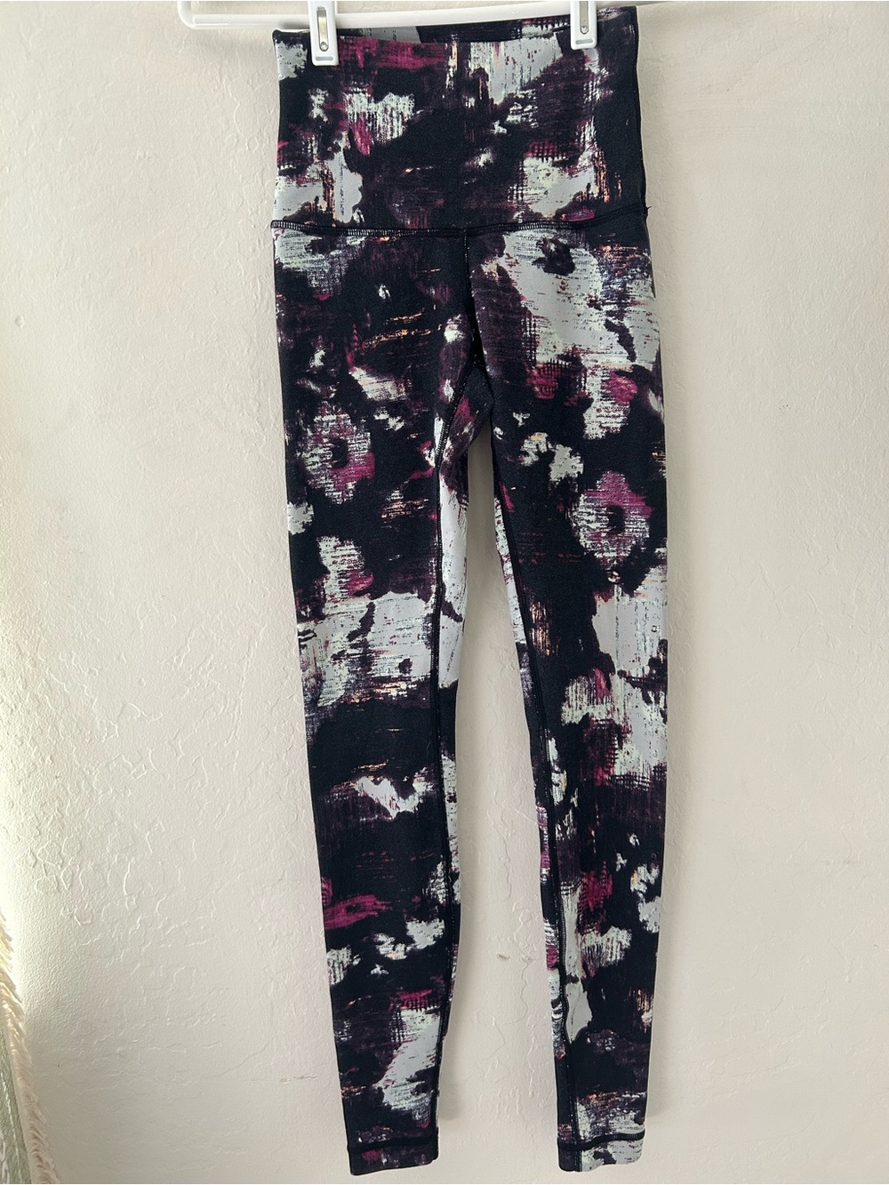 lululemon athletica Black, White & Plum Abstract Print High-Rise Leggings